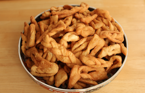 Khapse: Tibetan Losar Pastries. Photo © YoWangdu.