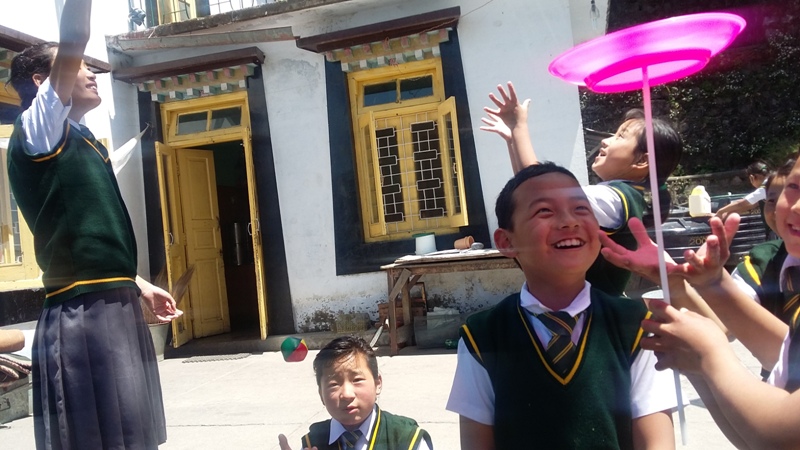 Thanks to your donations we were able to deliver toys to Tibetan children [photos]
