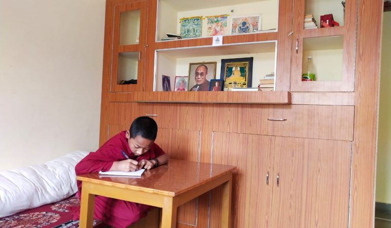 Shalu Monastery update – kitting out rooms for 43 young monks